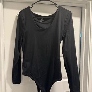 NUUDS black bodysuit scoop neck
